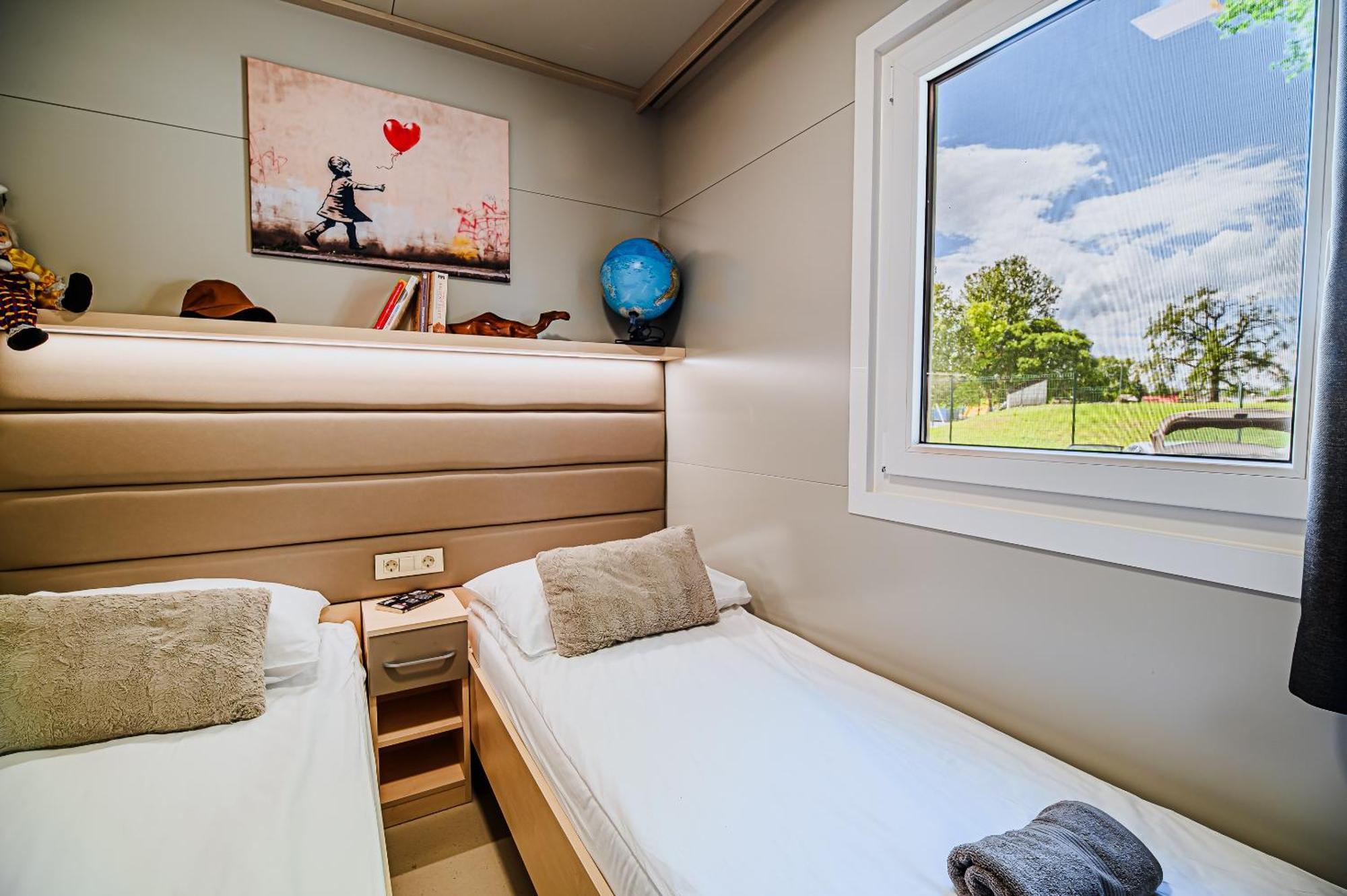 Deluxe Lake View Mobile Homes With Thermal Riviera Tickets كاتيز أوب سافي المظهر الخارجي الصورة