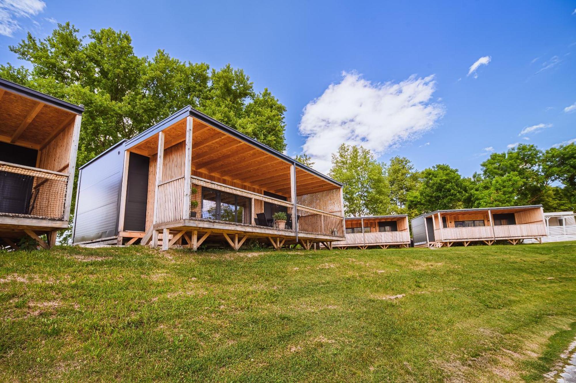 Deluxe Lake View Mobile Homes With Thermal Riviera Tickets كاتيز أوب سافي المظهر الخارجي الصورة